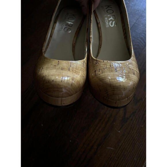 FALL CLEARANCE! Elegant Michael Kors Cork Platform Heels - Size 7.5 - Picture 8 of 8